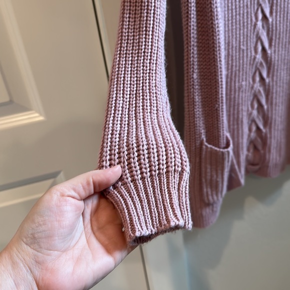 EUC Girls Nordstrom’s Pink Republic Brand Cardigan Cable Knit Sweater Size 7 8 - Picture 3 of 9